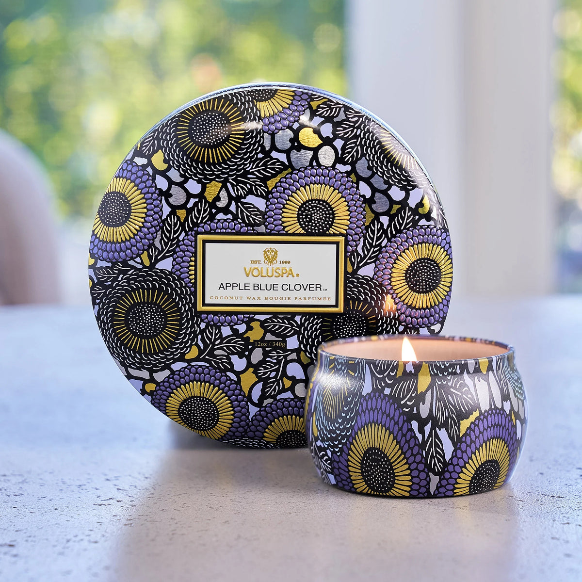 VOLUSPA - Apple Blue Clover Mini Tin Candle 4 oz