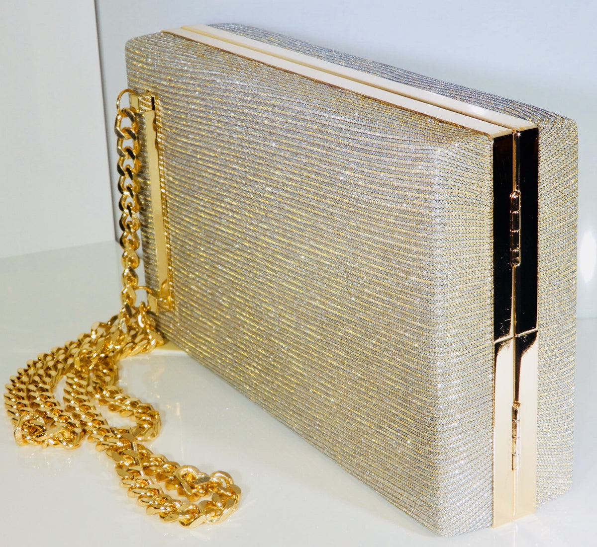 Luv me Luv Sparkle Hard Clutch